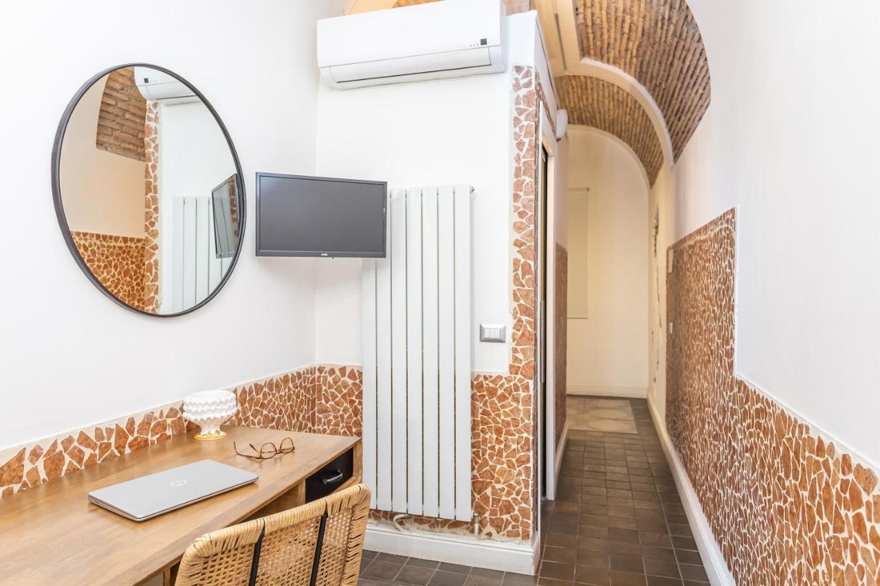 Daplace - Lucia Apartment Rzym Zewnętrze zdjęcie